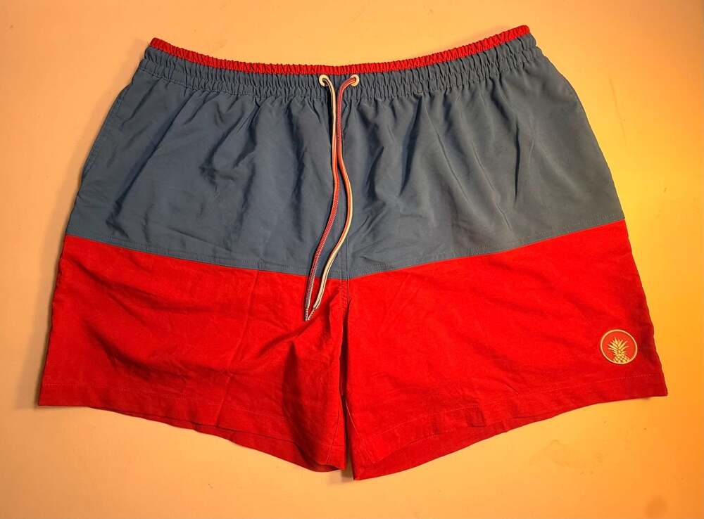 Chubbies Men's 5.5‎ inch Inseam Colorblock Swim Trunks Blue/Red Size XXL